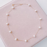 Eleven-Pearls-Necklace-In-Yellow-Gold